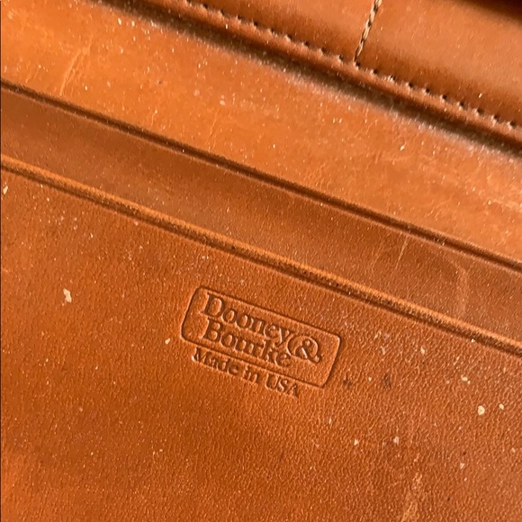 Dooney & Bourke vintage crossbody - Picture 5 of 7